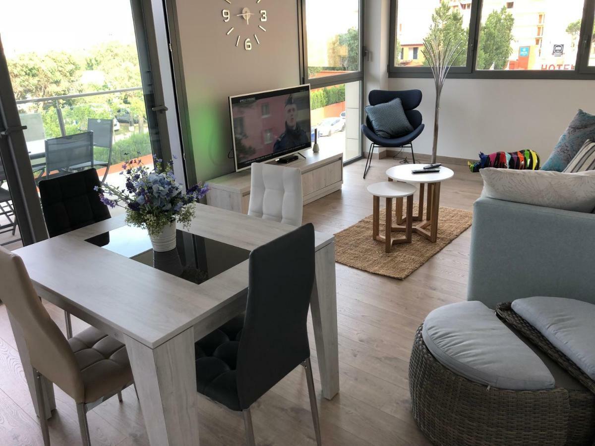 Appartement Plage Salata Rosas Екстер'єр фото
