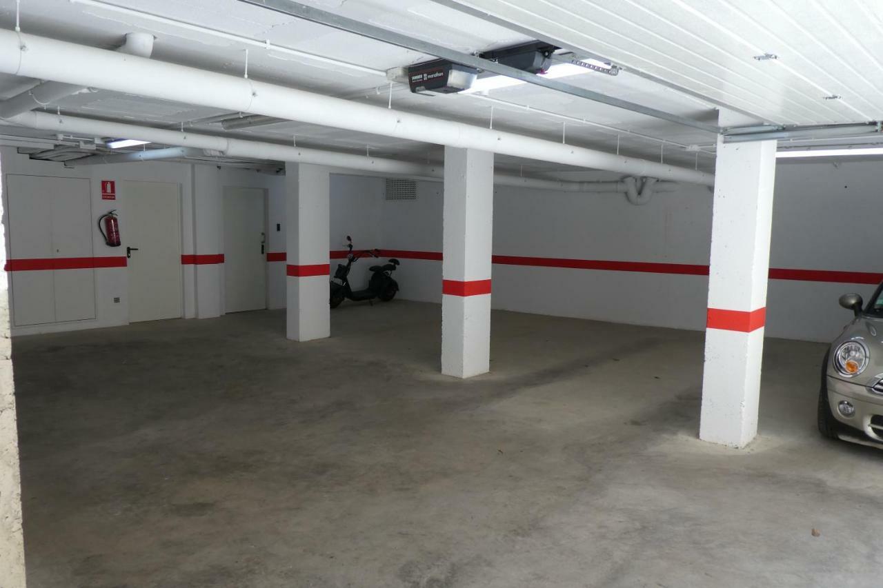 Appartement Plage Salata Rosas Екстер'єр фото