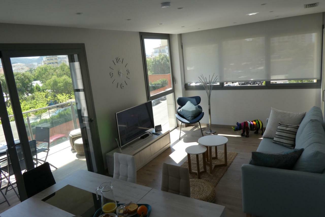 Appartement Plage Salata Rosas Екстер'єр фото