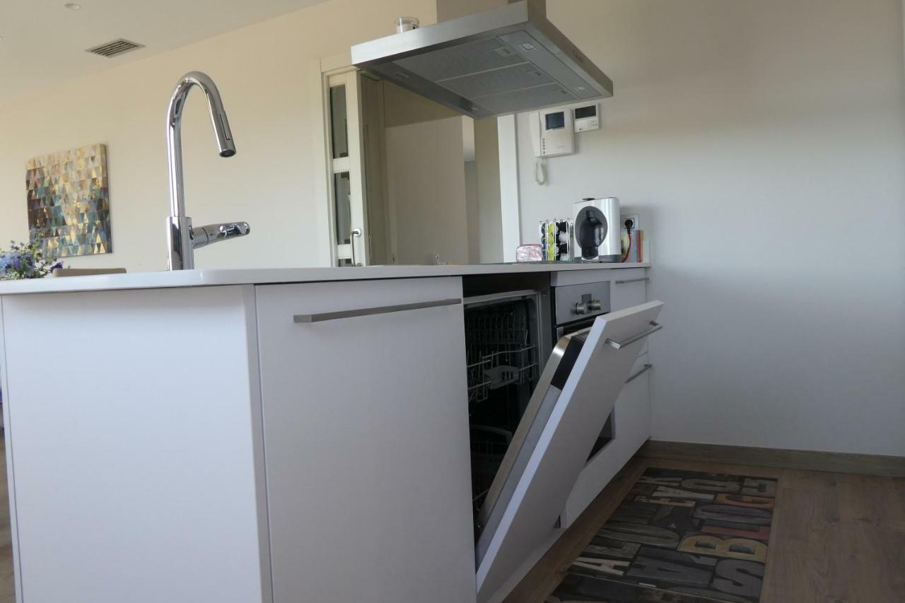 Appartement Plage Salata Rosas Екстер'єр фото